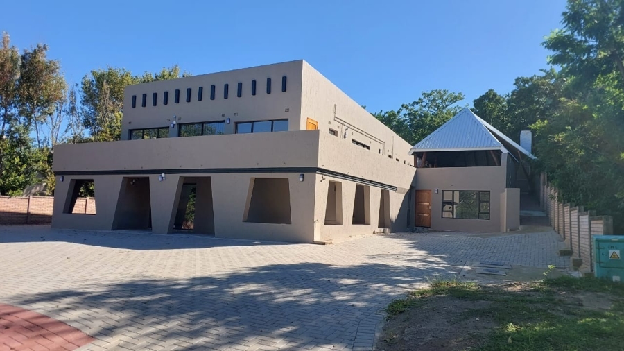 7 Bedroom Property for Sale in Cintsa East Eastern Cape
